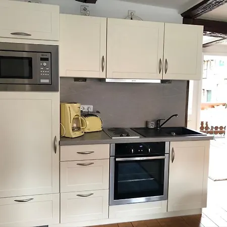 Mittelalterdomizil 1 *